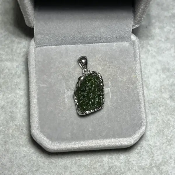 Czech meteorite pendant FX1551