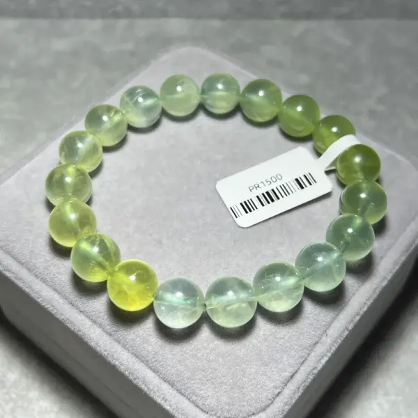 High quality prehnite 10.5mm PR1500